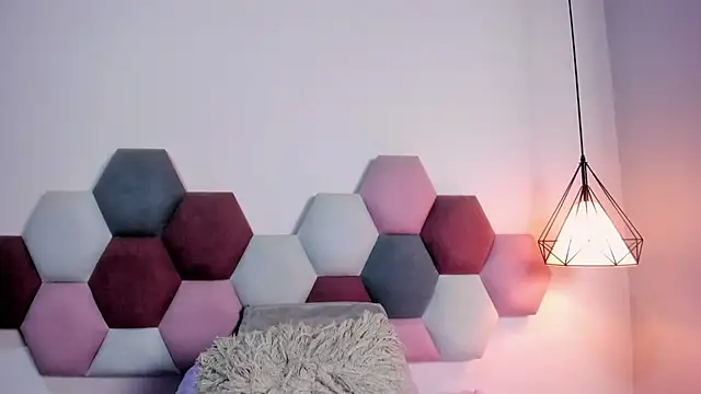 GahiaBelucci's cam snapshot