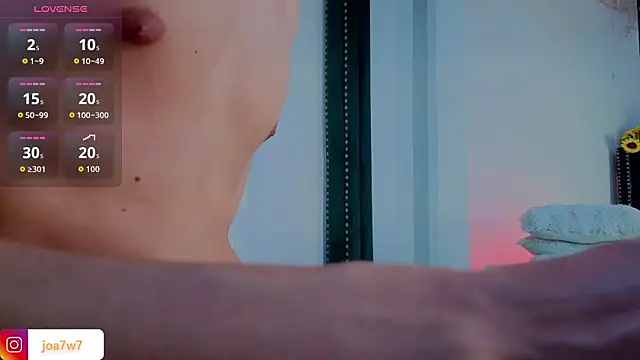 Levii_Ackermann live sex cam