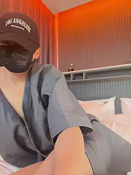 lilboy06@xh's cam snapshot