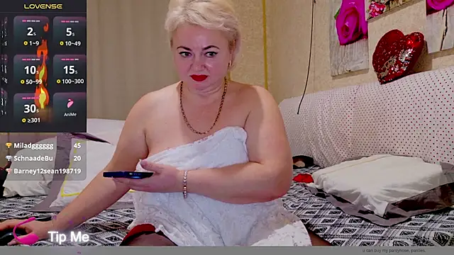 Viki100paradise's cam snapshot