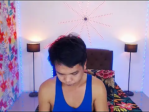 XExtraServiceManX's cam snapshot