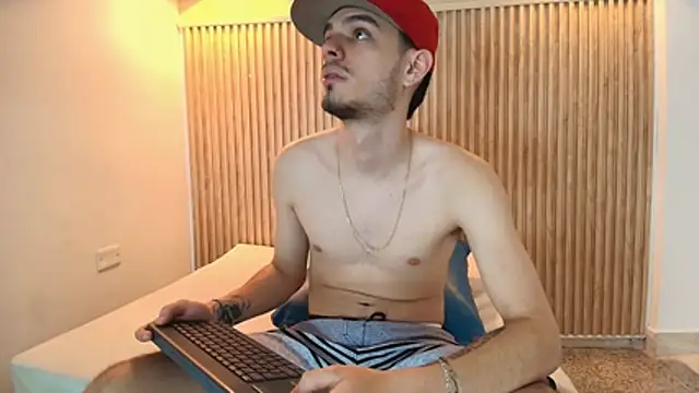 IM_BULL's cam snapshot