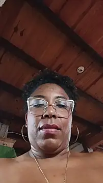 ChanneldelaCroix's cam snapshot