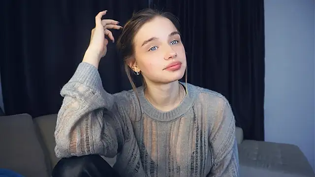 EarthaStinett's cam snapshot