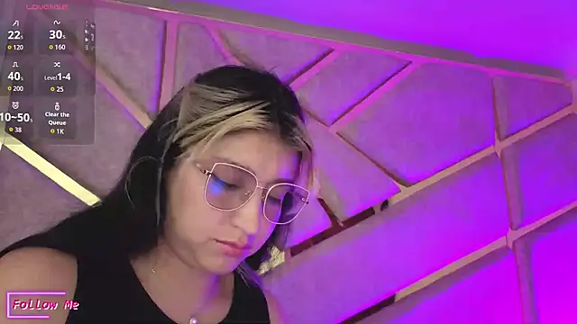 Dahiana_Dmour_'s cam snapshot