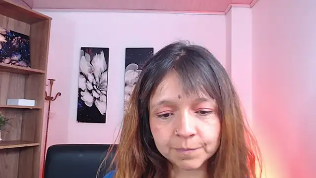 Queen_fit77's cam snapshot