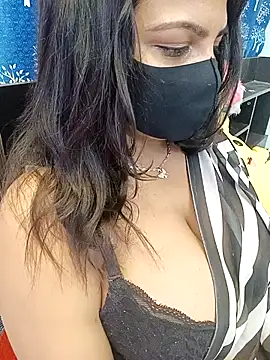 Divya_girl live sex cam