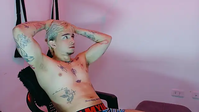 AliceandMax live sex cam