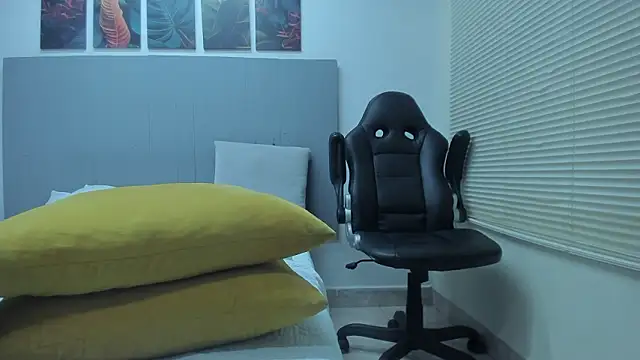 _Molly_rosse_'s cam snapshot