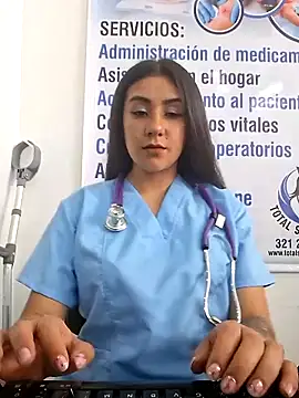 CAROLINE__07's cam snapshot