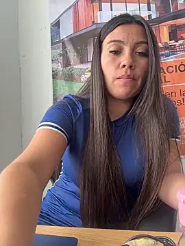 LIZ-06_'s cam snapshot