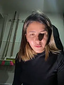 Andrea_19blonde's cam snapshot