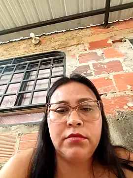 Dirty-Momm-Divorced-Hot's cam snapshot