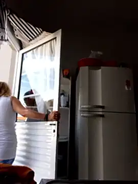 MILEIDE980 live sex cam