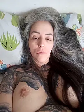 vamporasuccubus19777 live sex cam