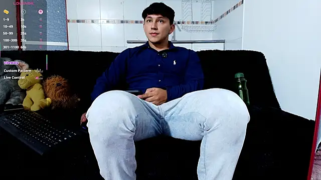 jacques_cardiet live sex cam