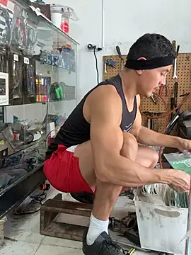 Paul22cm- live sex cam