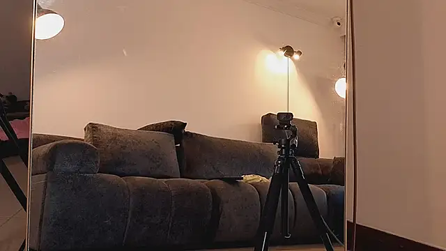 angelinepossy live sex cam