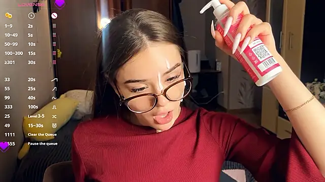 LubaSeirers live sex cam