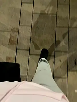 nanaisbackk live sex cam