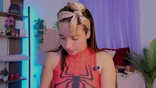 emilyrouxe live sex cam