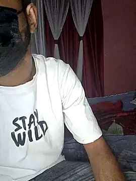 Ms-Nusrat live sex cam