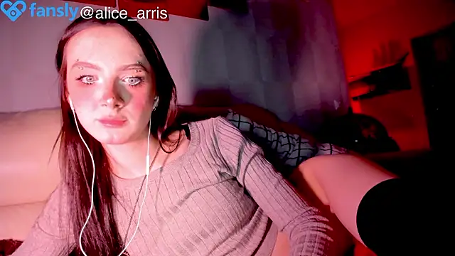 Alice__Aris live sex cam