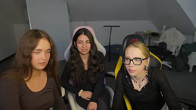 Jessica_start live sex cam