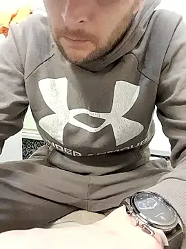 80julien live sex cam