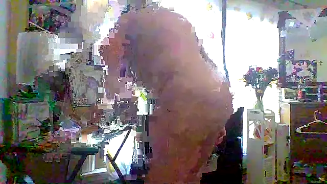 Bored_Grandma live sex cam