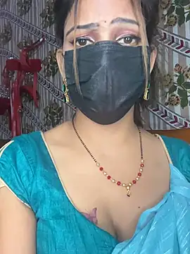 CUTI-NAINA live sex cam