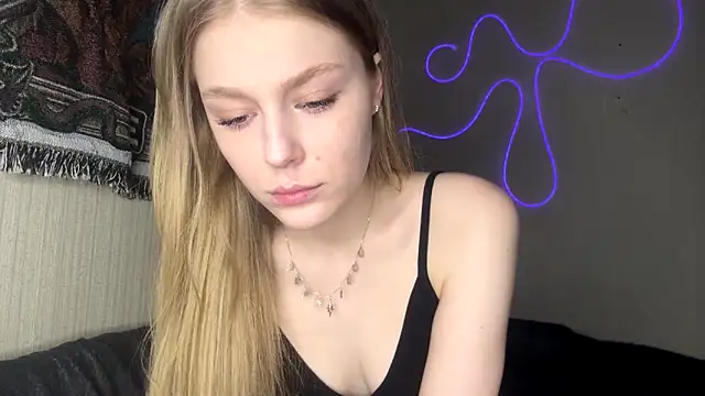 CassandraMur's cam snapshot