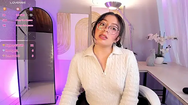 mia_wills_'s cam snapshot