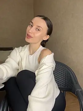 Polli_Kiss live sex cam