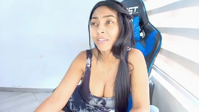 sophiax-x live sex cam