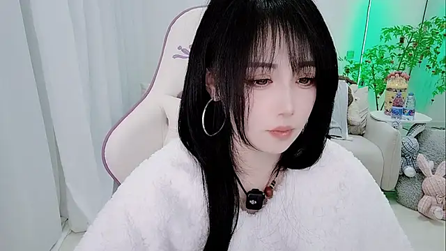 Evangelin-e live sex cam