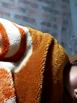 yana-zz live sex cam