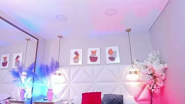 Kitty__444 live sex cam