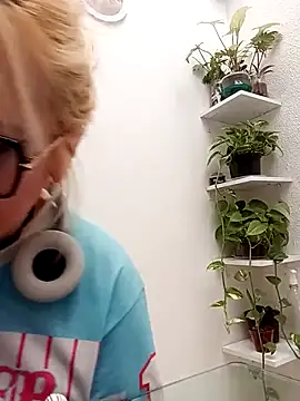 CandieGilson__'s cam snapshot