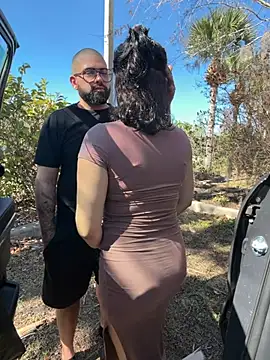 mangolini_parrocini live sex cam