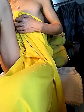 Lucy_limon live sex cam