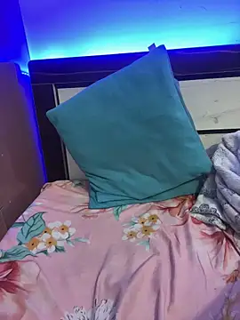 Queenlipx's cam snapshot