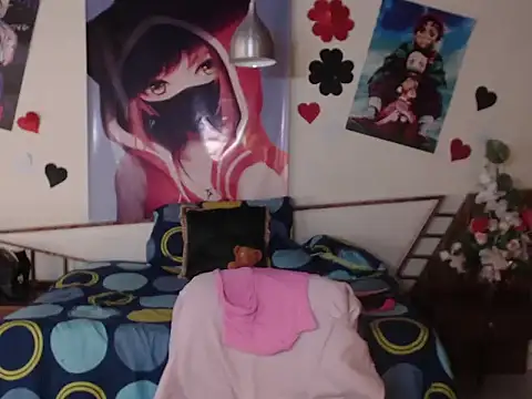 LuluKiss_'s cam snapshot