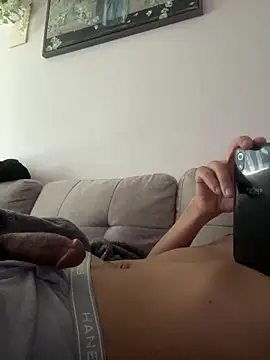 Mrmakeherwet_Tez live sex cam