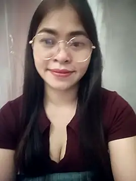 Caniroom_bia's cam snapshot