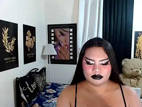 TSbrianaHugeCock live sex cam