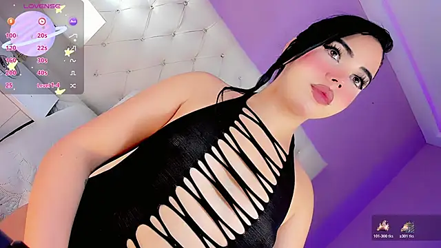 DaniielaV live sex cam