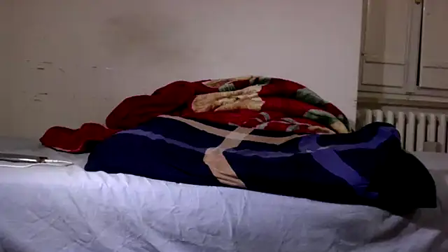 Kwasi-a live sex cam