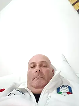 Alexis_Bull live sex cam