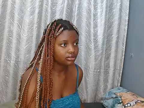 SexyLianaXXX's cam snapshot